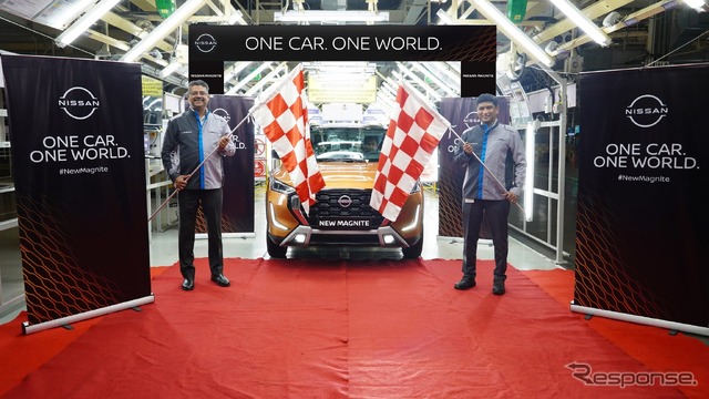 日産の小型SUＶ『マグナイト』の左ハンドル仕様の輸出開始