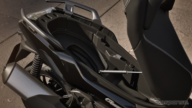BMW『C 400 GT』
