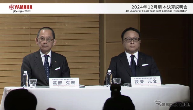 ヤマハ発動機 渡部克明現社長(左)と新社長に就任する設楽元文氏(右)