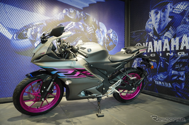 インド市場でのヤマハのプレミアムモデル『YZF-R15』