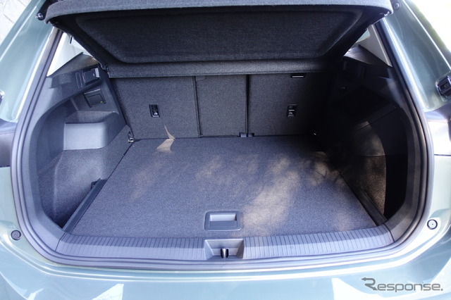 VW ティグアン eTSI エレガンス
