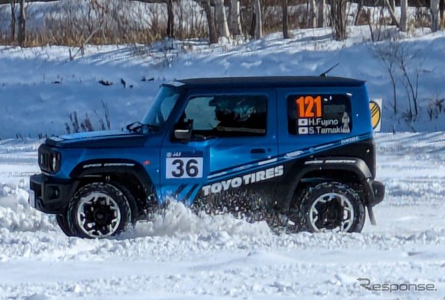 「WISTERIA with TOYO TIRES」：TEAM TOYO TIRES DRIFTの藤野秀之選手（ドライバー）と玉城詩菜選手（コ・ドライバー）が参戦