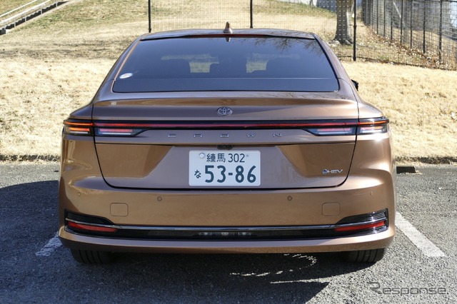 トヨタ・クラウン(セダン)