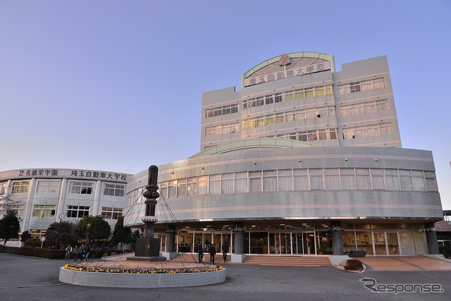 埼玉自動車大学校クラシックカークラブ