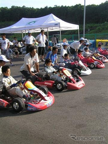 【スーパー耐久 第5戦】イベント…パドックフリーに加えて祭りやお笑いも