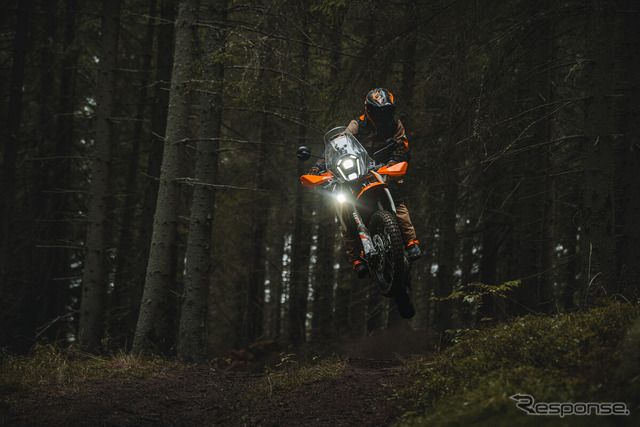 KTM 390 アドベンチャー R(2025年モデル)