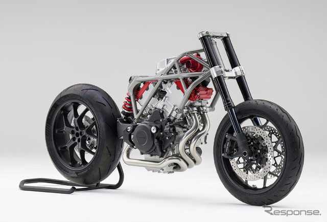ホンダ 電動過給機付きV型3気筒エンジン