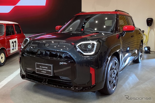 MINI ジョン・クーパー・ワークス・エースマンE
