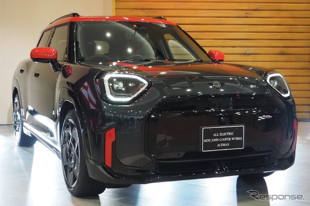 MINI ジョン・クーパー・ワークス・エースマンE