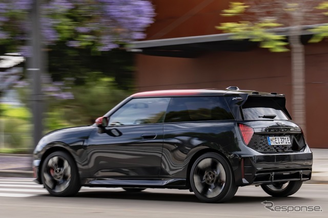MINI ジョン・クーパー・ワークスE