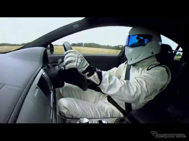 ジャガー XFR 対 BMW M5…世界最速セダンはどっちだ?