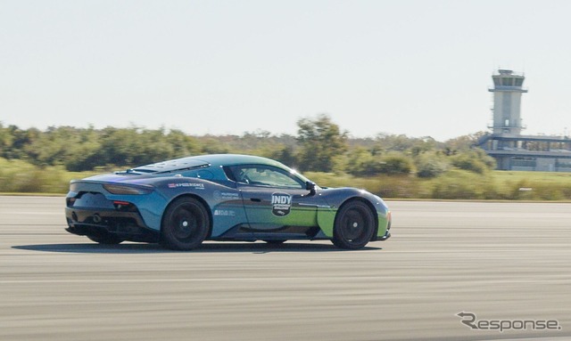 マセラティ『MC20クーペ』が自動運転で318km/hの世界記録を樹立