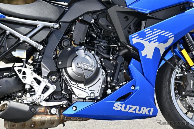 スズキ GSX-8R