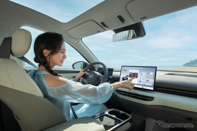 一汽奔騰の新型EV「悦意03」