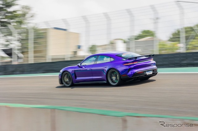 ポルシェ『タイカン ターボGT』がブラジルのインテルラゴス・サーキットでEVの最速ラップ記録を更新