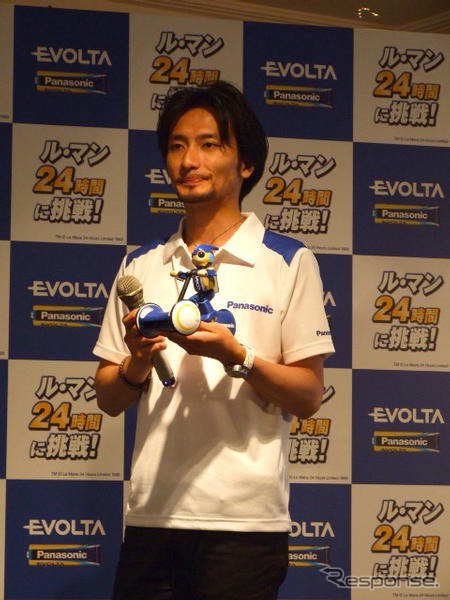 ルマン24時間を電池2本で…『エボルタ号』デモ走行