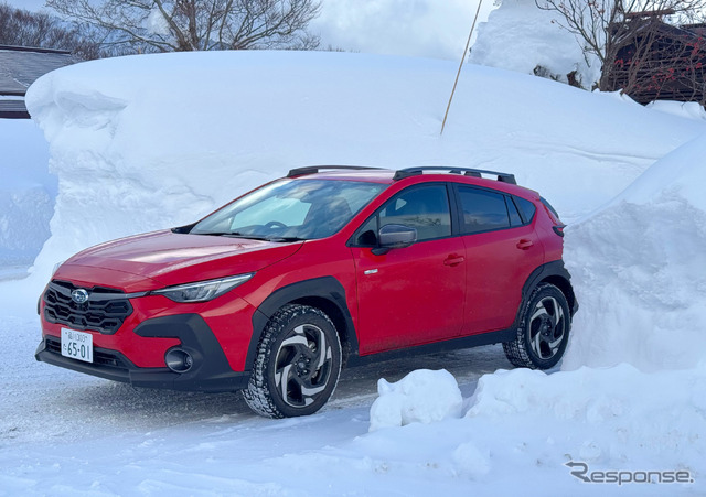 「S:HEV」(ストロングハイブリッド)を搭載するスバル クロストレックで青森の雪上を走った