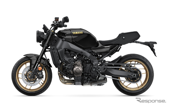 ヤマハ XSR900 2025年モデル(ブラックメタリックX)