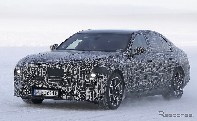 BMW 7シリーズ 改良新型のプロトタイプ
