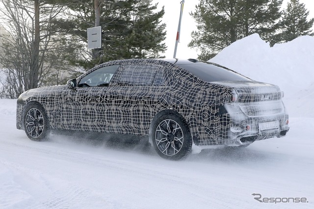 BMW 7シリーズ 改良新型のプロトタイプ