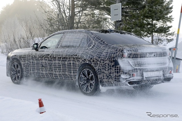 BMW 7シリーズ 改良新型のプロトタイプ