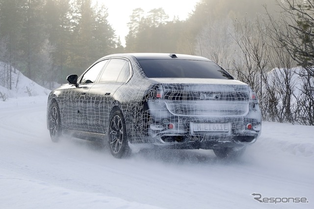 BMW 7シリーズ 改良新型のプロトタイプ