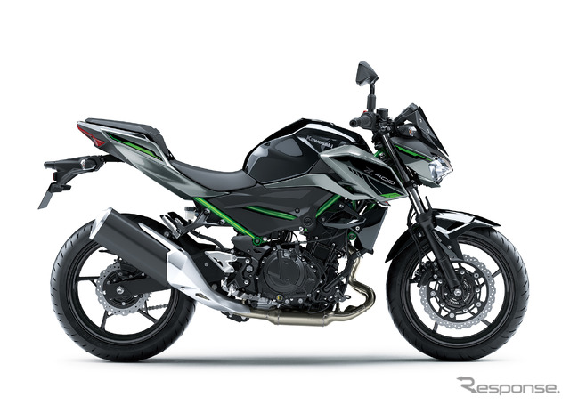 カワサキ Z400 2025年モデル（メタリックスパークブラック×メタリックムーンダストグレー）