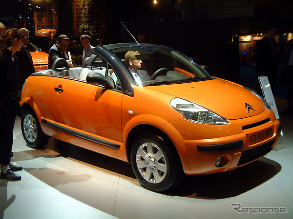 【パリ・ショー2002続報】シトロエン『C3プリュリエル』---「何にでも使える」のは『2CV』ゆずり