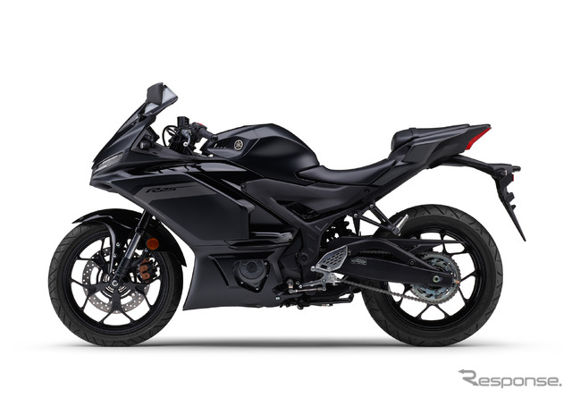 ヤマハ YZF-R25 ABS 2025年モデル(マットダークグレーメタリック8)