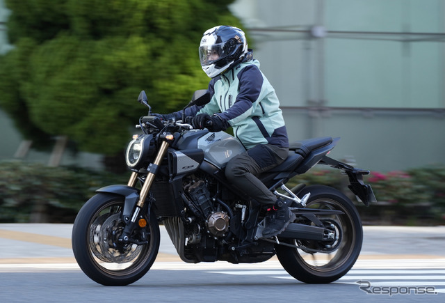 ホンダ CB650R E-Clutch