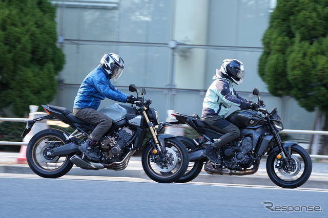 ホンダ CB650R E-Clutch(左)とヤマハ MT-09 Y-AMT(右)