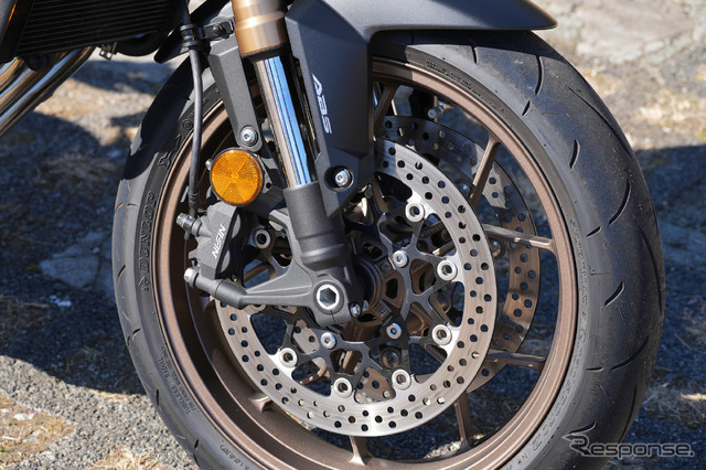 ホンダ CB650R E-Clutch