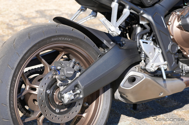 ホンダ CB650R E-Clutch