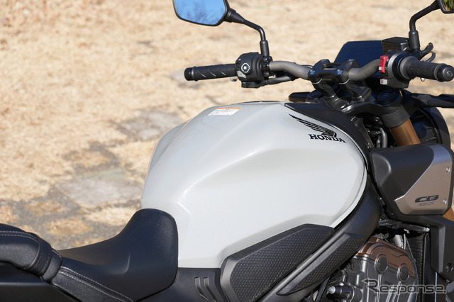 ホンダ CB650R E-Clutch