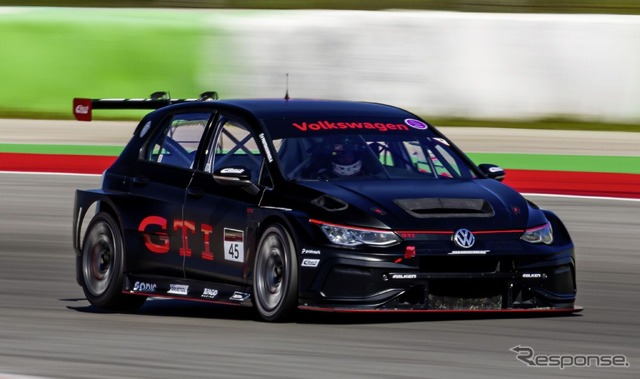 VW『ゴルフGTI』のレーシングカー「Golf GTI Clubsport 24h」(参考)