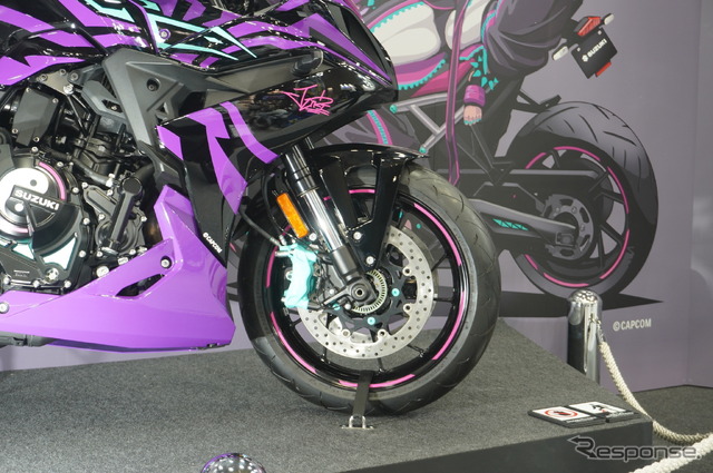 『ストリートファイター6』とコラボレーションした『GSX-8R Tuned by JURI』(大阪モーターサイクルショー2025)