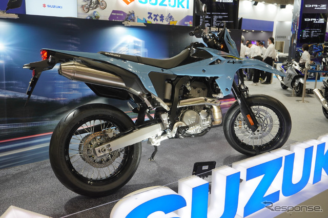スズキ DR-Z4SM(大阪モーターサイクルショー2025)