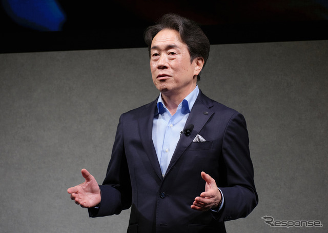 18日「ライトアセット戦略」を発表したマツダ毛籠勝弘社長