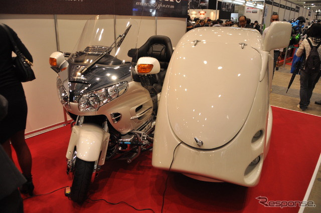 あしたばフューネスト 霊柩仕様サイドカー(東京モーターサイクルショー2012)