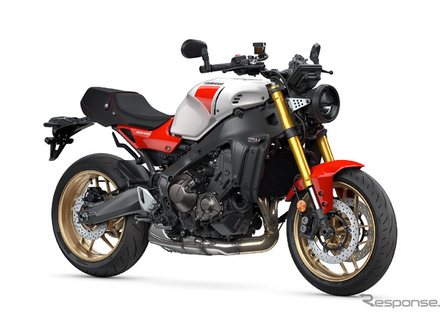 ヤマハ XSR900 2025年モデル(シルキーホワイト)