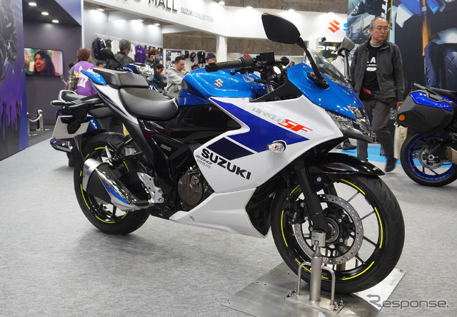 スズキ ジクサーSF250(大阪モーターサイクルショー2025)