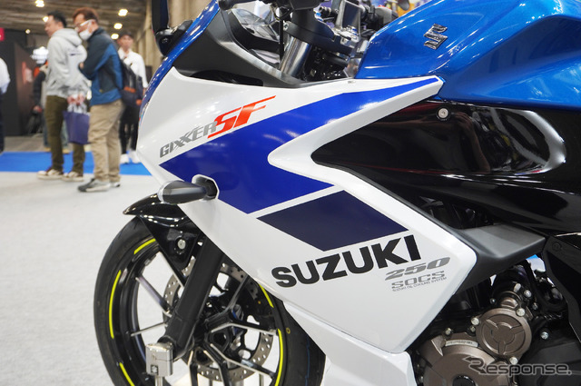 スズキ ジクサーSF250(大阪モーターサイクルショー2025)