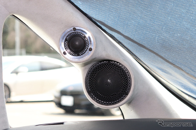 「パワーアンプ内蔵DSP」が搭載されたオーディオカーの一例(製作ショップ:イースト<大阪府>)。