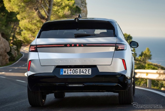 オペル『グランドランド』新型のPHEV