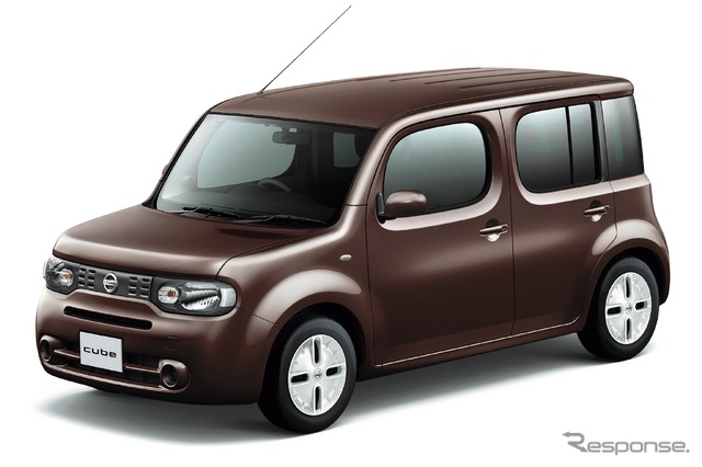 日産キューブ