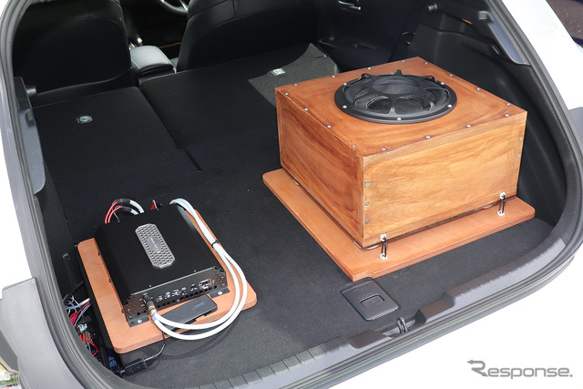 「単体DSP」が搭載されたオーディオカーの一例(製作ショップ:ウェイブトゥポート<鳥取県>)。