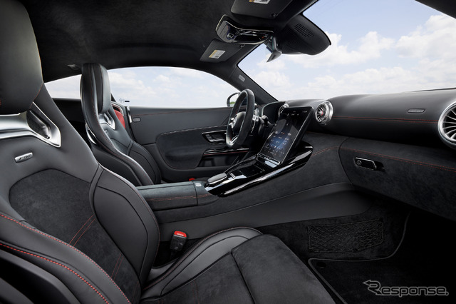 メルセデスAMG『GT 63 PRO 4MATIC+』