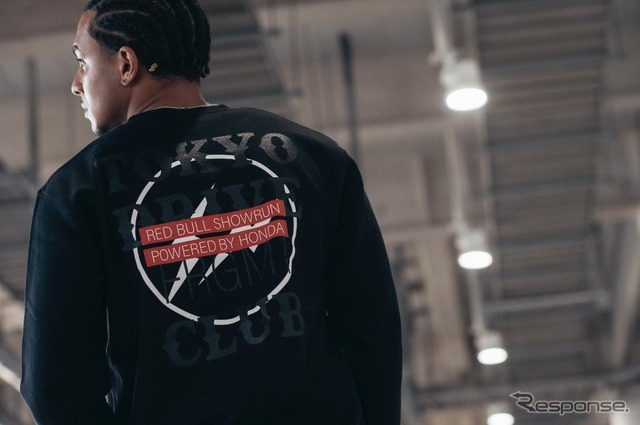 Apparel line スウェットトレーナー(BLACK)1万1000 円(税込)