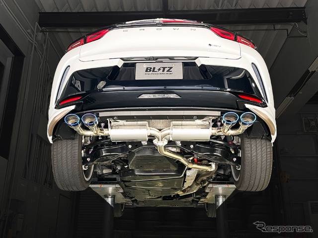 チタンカラーテールセット(VSR)装着例(モデリスタリヤスパッツ装備車)