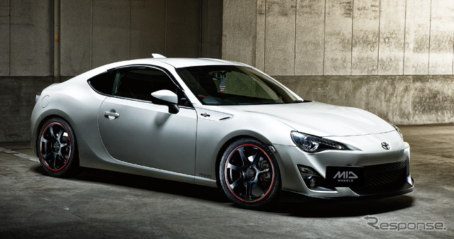 MID RACING R07